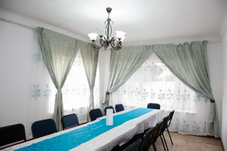 The meeting and dining room